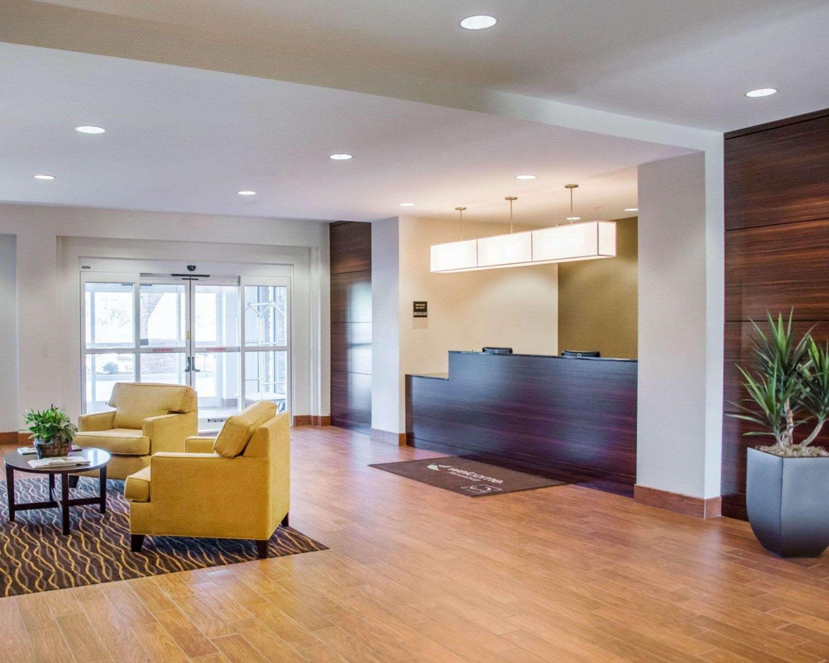 Sleep Inn & Suites Паркърсбърг Екстериор снимка